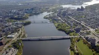 Un pont dans l’est de la région de la capitale nationale