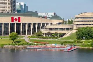 Quais récréatifs dans la capitale