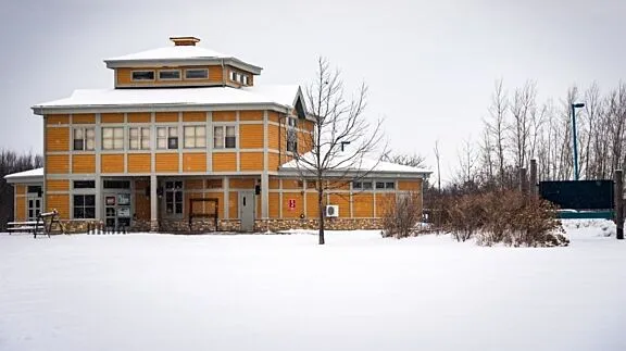 Relais plein air in winter.