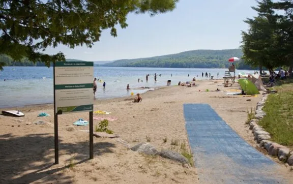 La plage Parent au lac Philippe