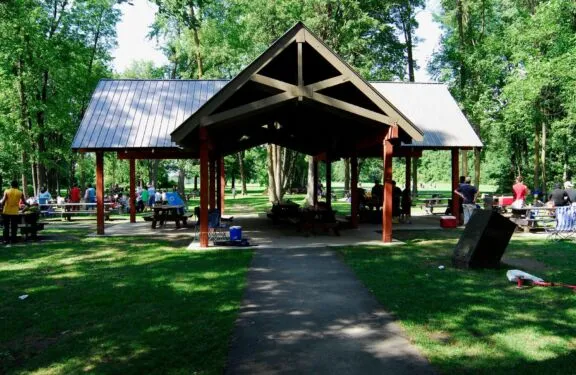 Leamy Lake Park.