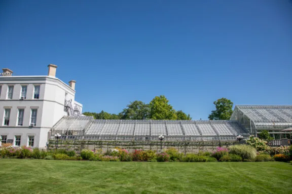 Remise en état de la serre d’exposition à Rideau Hall