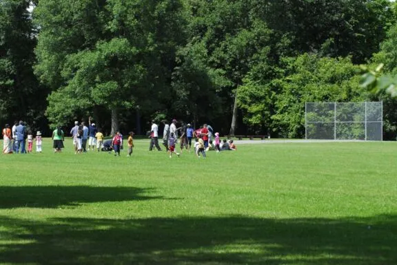 Urban Park_Vincent Massey08_13