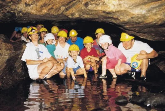 Gp Summer 45 Tour Luskcave Group Child