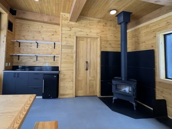 Mini chalets inside 2