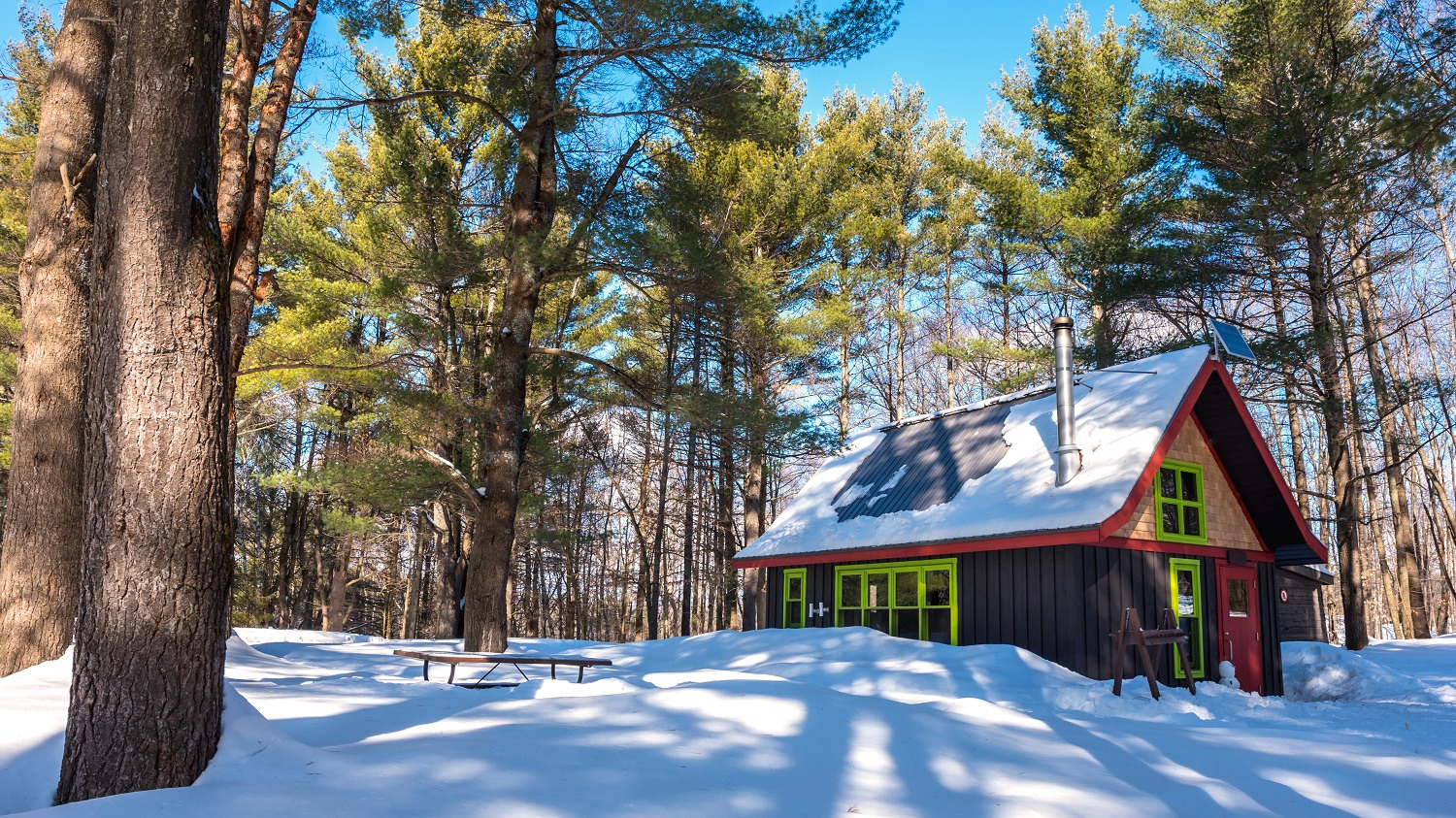 Refuge Les Pins en hiver