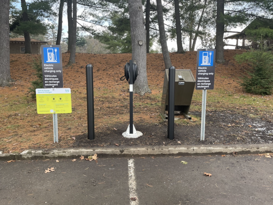 Bornes de recharge pour véhicules électriques