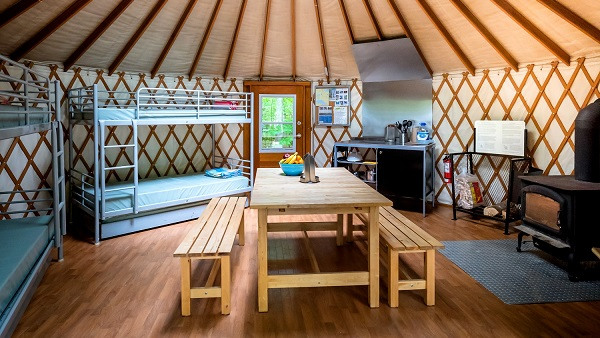 Intérieur d'une yourte